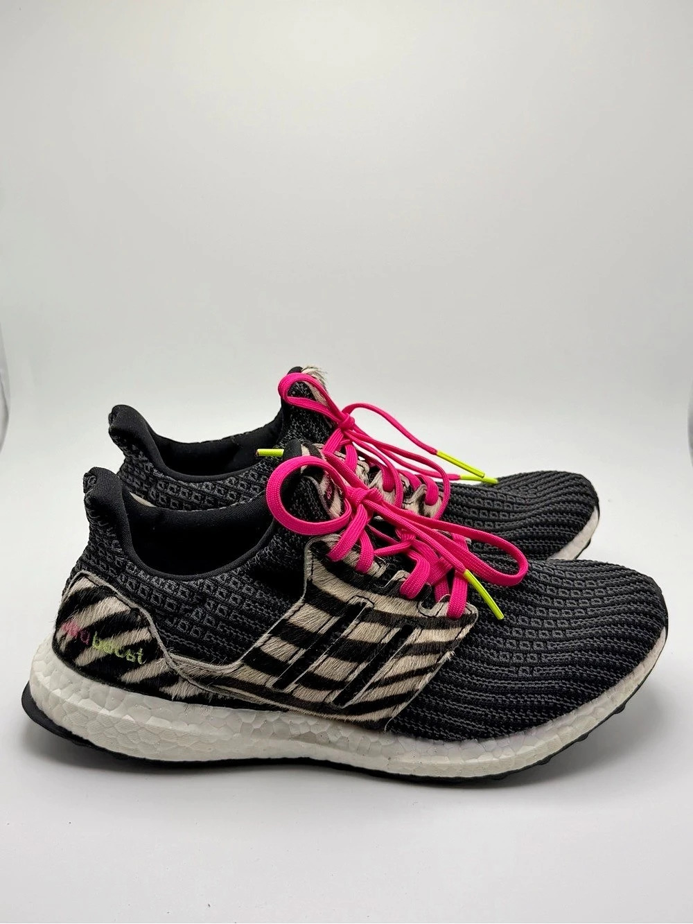 adidas UltraBoost 5.0 DNA "Zebra" Athletic Shoes Black & White - Picture 2 of 6